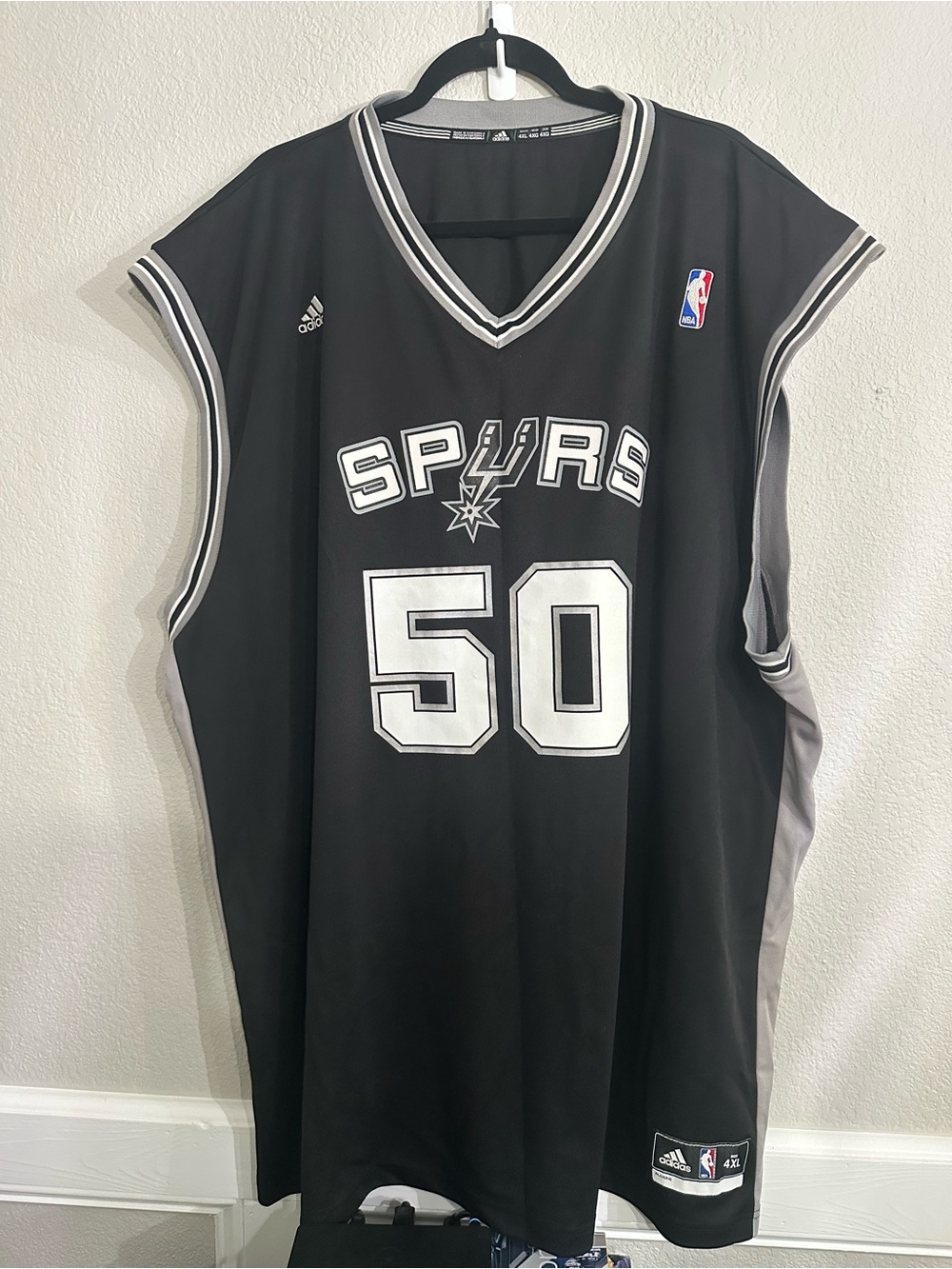 🏀🏀🏀Adidas San Antonio Spurs #50 Vera Basketball Jersey